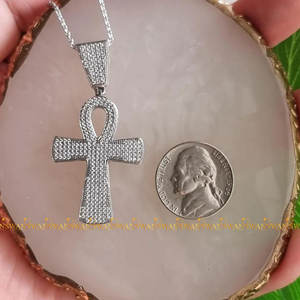 จี้เพชรโมอิสสีขาวทอง10K จี้ไม้กางเขนเพชรที่สวยงามสำหรับปลูกในห้องปฏิบัติการที่มีลักษณะทางศาสนาจี้สวยงาม - Product Image 3