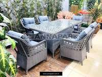 Ensemble de meubles de jardin en rotin PE moderne de haute qualité, table et chaises de salle à manger d'extérieur pour salon, patio, véranda, restaurant, villa