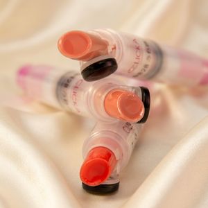 CLICKA Bálsamo Labial Humectante con Color Hecho en Corea, Tono Rojo de Larga Duración, Efecto Refrescante, Tamaño Regular para Labios Suaves e Hidratados - Product Image 1