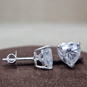 Boucles d'oreilles minimalistes en argent sterling 925 avec pierre précieuse moissanite de couleur VVSD originale, bijoux pour femmes, fabrication artisanale - Product Image 5