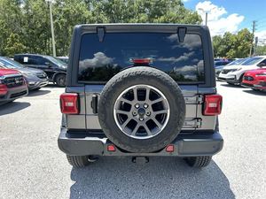 Jeep Wrangler 2022 noir étincelant avec roues en alliage sièges en tissu système de navigation sièges chauffants toit ouvrant à démarrage à distance - Product Image 4