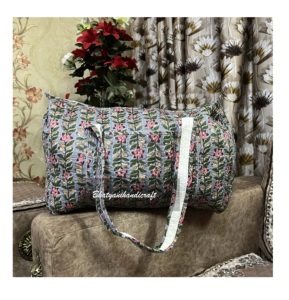 Most Trending Large Customized <b>Floral</b> Cotton Quilted Gym <b>Bag</b> Handmade <b>Tote</b> Zipper Closure Waterproof Outdoor Travel Duffel <b>Bag</b> - Product Image 1