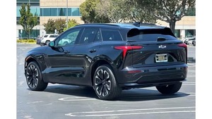 Chevrolet Blazer EV RS AWD 2025 Usado en Buenas Condiciones, Certificado y Limpio - Product Image 2