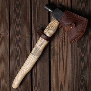 Hacha Tomahawk de Acero de Damasco Hecha a Mano para Camping con Mango de Madera de Fresno y Funda, Hacha de Batalla Forjada de Alta Calidad para Uso en Exteriores - Product Image 4
