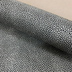 Cuir de qualité supérieure, grain de galet, pour sacs, portefeuilles, chaussures, artisanat et projets de rembourrage durables - Product Image 1