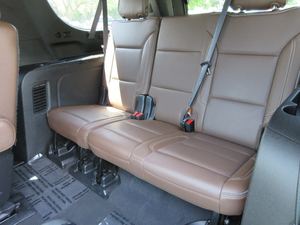CHEVROLET SUBURBAN HIGH COUNTRY 4WD d'occasion LHD/RHD 2022 - Product Image 3