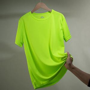 100% coton T-Shirt unisexe Simple et élégant doux et respirant cou à manches courtes T-shirt solide motif Polyester/coton matériel - Product Image 5