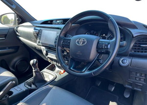 Mejor Oferta 2023 Camionetas Industriales/DIY 2.8 D-4D Invincible X 4WD con Garantía de 3 Años, OEM/ODM Disponible - Product Image 3