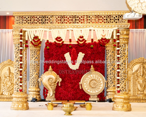 Mandap de Pavo Real Dorado para Bodas Hindúes, Pilar de Fibra Clásico para Bodas, Mandap Redondo para Ceremonias, Tendencia en Venta al por Mayor - Product Image 6