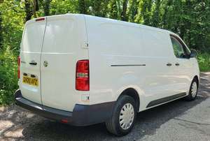 UTILISÉ LHD/RHD 2020 VAUXHALL VIVARO 1.5TD 2900 L2H1 DYNAMIC - Product Image 3