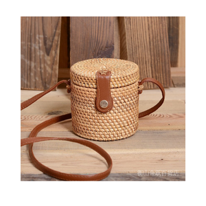 Sac en rotin en osier tissé à la main, sac à main en rotin de fleur en bois écologique pour femmes - Product Image 1