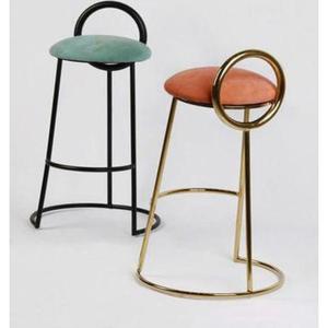 Tabouret de bar en fer, métal et fer vintage au design antique avec repose-pieds pour bar à domicile - Product Image 3