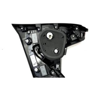 ไฟเบรกหลังขวาในตัวประตู TOYOTA C-HR Hybrid 81580-F4010 (16>23) - Product Image 3