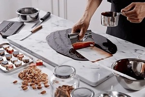 แผ่นตัดแบบไม่ติดแผ่นหินอ่อนสีขาวสำหรับตัดขนมปังเหมาะสำหรับใช้นวดแป้งและทำขนมอบในครัวจากอินเดีย - Product Image 6