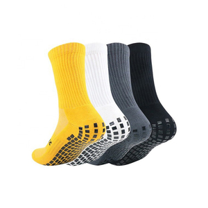 Chaussettes de basket-ball à logo personnalisé de haute qualité, impression numérique, épaisses, unisexes, antidérapantes, chaussettes de sport pour jeunes, vente - Product Image 4