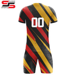 Maillot de football en gros, uniforme, impression par transfert par sublimation sur matériau polyester pour les équipes de football - Product Image 2