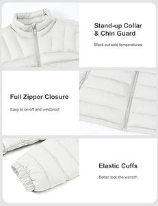 Blouson matelassé léger et respirant pour homme, style urbain, chaud pour l'hiver, col montant, motif lettres, logo personnalisable sur le devant - Product Image 5