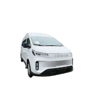 Minibús Eléctrico Nuevo 2025 de 88.8 kWh, 14-15 Asientos, Distancia Entre Ejes Larga, Techo Medio - Product Image 4