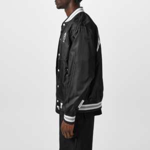 Veste bomber légère en satin de haute qualité, vintage, pour l'hiver et l'automne, vestes de baseball pour hommes, veste universitaire, fabriquée au Pakistan - Product Image 5