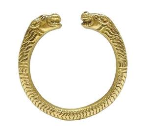 Pulsera de moneda floral clásica para mujer, ajustable, antideslustre, Color de latón, hecha con material de cuerno para bodas - Product Image 2