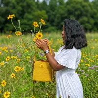 Sac seau en crochet Ana pour femme, style bohème, avec cordon de serrage, doublure en coton jaune, bandoulière unique, durable, pour usage quotidien