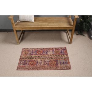 Turkish Small Rug, 1.8x3.1 ft Vintage Rug, <b>Red</b> <b>Wool</b> Rug - Product Image 3