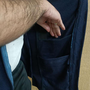 Vêtements adaptés pour les soins à domicile T-shirts en jersey pour hommes et femmes manches courtes de récupération ouvertes sur le côté pour la chirurgie de l'épaule - Product Image 3