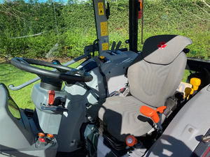 Massey Ferguson 1755M MC Compact Tracteur Core Components Pompe Ex Demo - Product Image 5