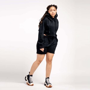 ชุดเสื้อครอปและกางเกงขาสั้นผ้าฟลีซสำหรับผู้หญิงทันสมัย-นุ่มสบายและเหมาะสำหรับใส่อยู่บ้านชุดลำลองหรือพักผ่อนในบ้าน - Product Image 1