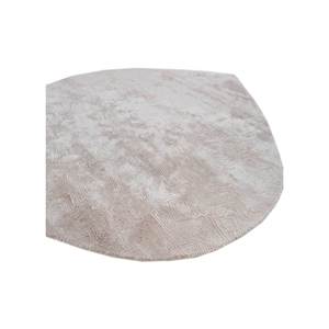 พรมขนสัตว์ผสมวิสโคสสีน้ำตาลเบจ Cera รุ่น Tnq-1317 สำหรับใช้ในบ้าน - พรมรูปสี่เหลี่ยมผืนผ้าลายเชฟรอนเนื้อนุ่ม สำหรับห้องนั่งเล่น ห้องนอน และทางเดิน - Product Image 2