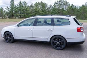 รถมือสอง พวงมาลัยซ้าย/ขวา ปี 2008 โฟล์คสวาเกน พาสสาท วีอาร์6 แวกอน 4โมชั่น - Product Image 3