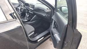 Peugeot 2008 Estilo 2026, Tracción Delantera, Motor de Gasolina de 1-2L y 3 Cilindros, Transmisión Automática de 6 Velocidades, 130 CV - Product Image 6