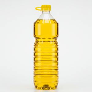 Refined <b>Soybean</b> Oil Available in Bulk Packaging Light Yellow Clear Oil with Excellent Frying Performance - Product Image 4