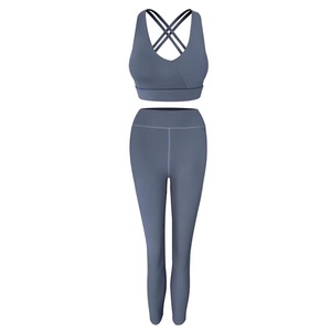 Conjunto de Yoga para Mujer de Cintura Alta Sin Costuras con Tirantes Cruzados, Cuello en V, Transpirable, de Poliéster/Nylon, Leggings de Manga Larga y Sujetador Deportivo - Product Image 5