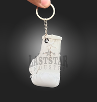 Porte-clés de boxe professionnel en cuir PU miniature de haute qualité, avec fermeture à lacets et auto-agrippante, respirant, couleur personnalisable