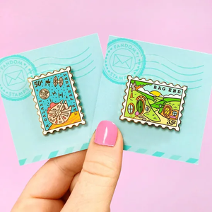 Pin de esmalte personalizado al por mayor, bonitos pines de anime, insignia de solapa de dibujos animados vintage, fabricante de artesanías metálicas para mochilas y sombreros - Product Image 3