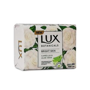 Achetez du savon LUX Soft Touch 100 grammes en vente à prix réduit, savon de la meilleure qualité avec un soin doux et une sensation de peau douce - Product Image 4