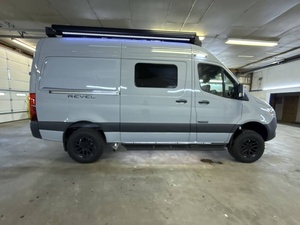 El Más Vendido: Nuevo Moderno - Nuevo 2026 W-i-n-n-e-b-a-g-o R-e-v-e-l 44E Listo para Enviar con Entrega a Domicilio - Product Image 2