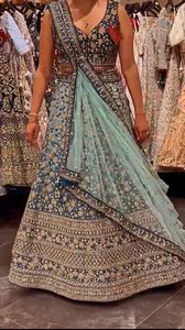 Vêtements de travail d'été pour adultes élégants paillettes de broderie en soie Chinon avec rembourrage Cancan et toile Patta - Product Image 4