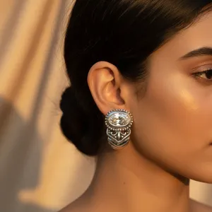 Boucles d'oreilles élégantes en argent pour femmes, cristal de zircone cubique de coupe ovale, bijoux élégants - Product Image 2