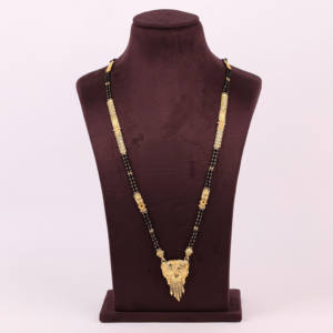 Colgante de Mangalsutra de latón chapado en oro tradicional, regalo de temporada de boda para mujer, ocasión especial, Chapado En Oro Laminado - Product Image 1