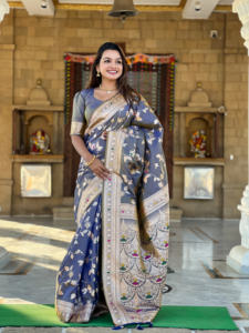 Hermoso Sari banarasi con retoque meenakari - Product Image 3