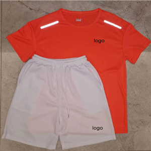 Kits d'uniformes de football personnalisés en gros Ensemble de maillots de football Vêtements de football imprimés par sublimation pour les clubs et les équipes d'hommes - Product Image 5