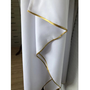 Chasuble de prêtre en polyester blanc chasuble de broderie d'or 2025 sur mesure de haute qualité nouveau design chasuble brodé - Product Image 2