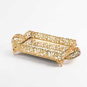 Bandeja de regalo de metal de diseño decorativo hecho a mano Uso de boda en precio al por mayor de La India - Product Image 5