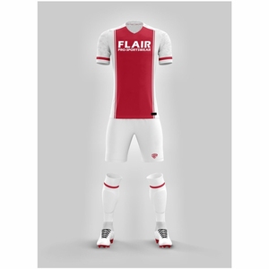 Meilleure qualité 100% polyester maillot de football conception personnalisée court avant coupe automatisée confort respirant Service OEM disponible - Product Image 1