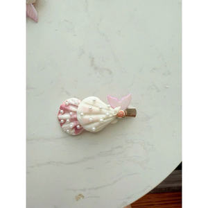 Pinces à cheveux élégantes avec de vraies coquilles pour la mode de plage, des tenues décontractées et des coiffures d'été inspirées des îles - Product Image 4