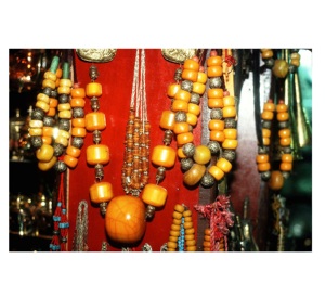 สร้อยคอหลากสีทำด้วยมือยี่สิบแปดสีเป็นมิตรกับสิ่งแวดล้อมสไตล์พุทธนางฟ้าสีเหลืองสีส้มสีน้ำตาลงานฝีมือตามธรรมชาติ - Product Image 5