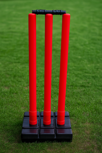 Poteaux de cricket NEO Rouge/Vert fluo 24/27 pouces Base en plastique remplissable d'eau pour une utilisation en intérieur et en extérieur Fabriqué à la main en Inde Mahaplay - Product Image 3