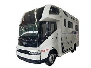 Camping-car de luxe B-Y-D Diesel manuel 4x2 avec coque en fibre de verre pour les voyages en plein air - Product Image 4